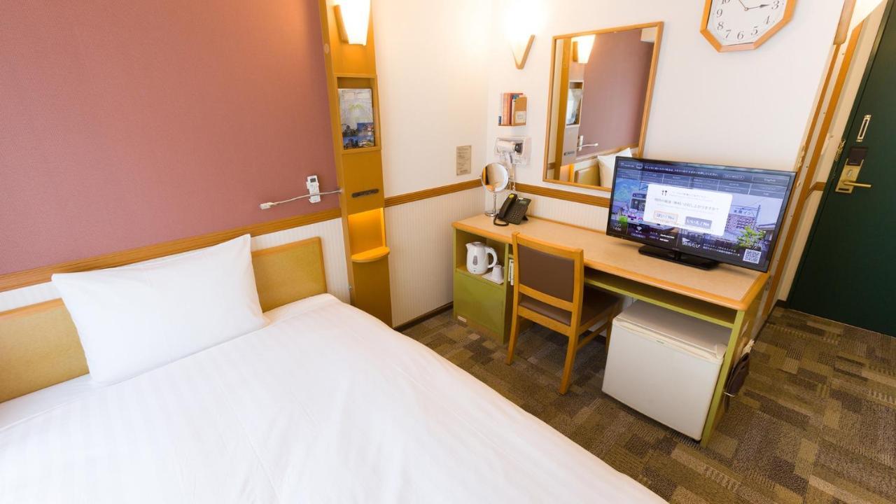 Toyoko Inn Osaka Semba Higashi Экстерьер фото