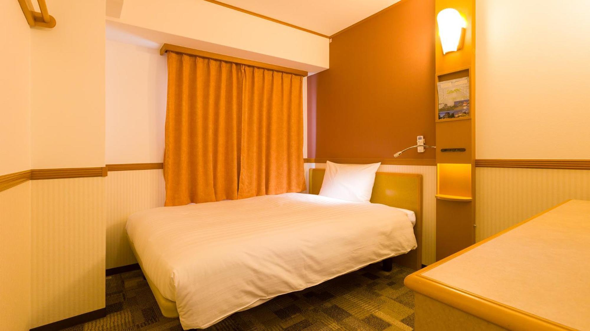 Toyoko Inn Osaka Semba Higashi Номер фото