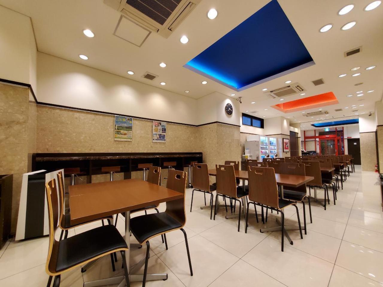 Toyoko Inn Osaka Semba Higashi Экстерьер фото