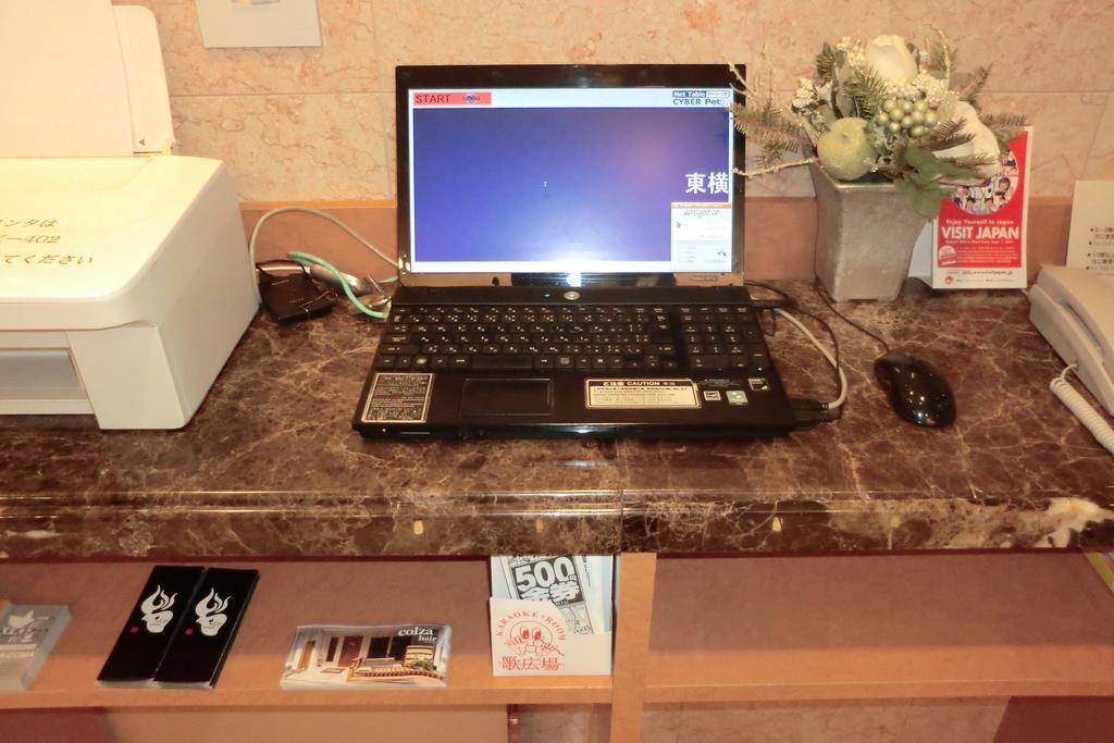 Toyoko Inn Osaka Semba Higashi Экстерьер фото
